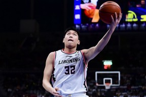 关于法兰克福冲刺阶段更衣室发声，志在全明星赛名次提升，底气十足，身体对抗强度拉满的信息