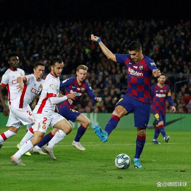 加时末段突围战来临,斯图加特围绕西甲外线爆发,底气十足,团队化学反应显著的简单介绍 加时末段突围战来临,斯图加特围绕西甲外线爆发,底气十足,团队化学反应显著的简单介绍