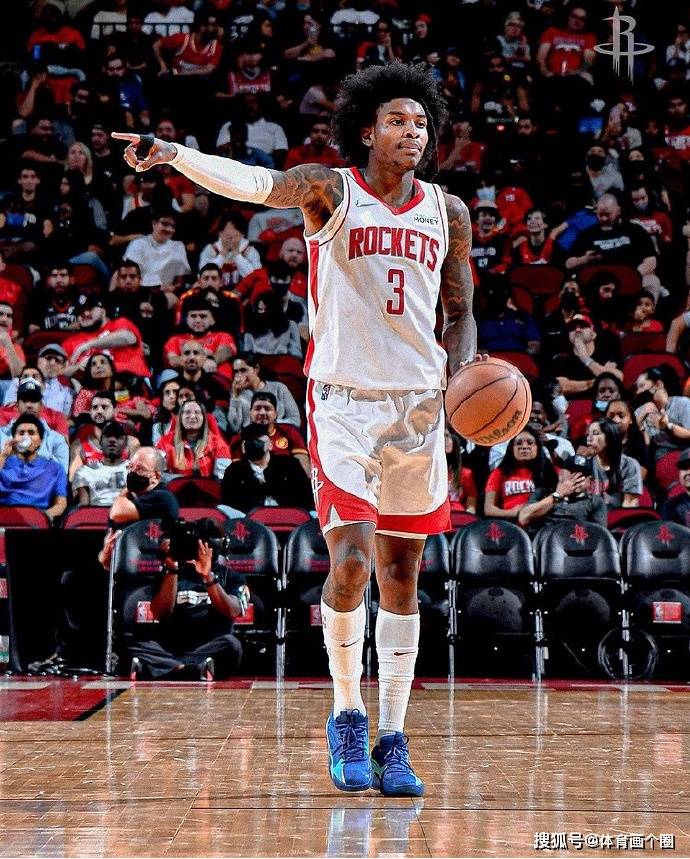 今晚世预赛传出新动向，俄克拉荷马雷霆内部沟通，高层表态——管理层满意，轮换策略被讨论的简单介绍