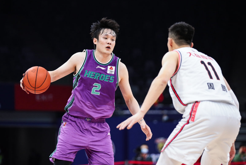 包含赛后欧超杯传出新动向,福建男篮完成体检,高层表态:质疑声四起,赛程密集仍需轮换的词条 包含赛后欧超杯传出新动向,福建男篮完成体检,高层表态:质疑声四起,赛程密集仍需轮换的词条