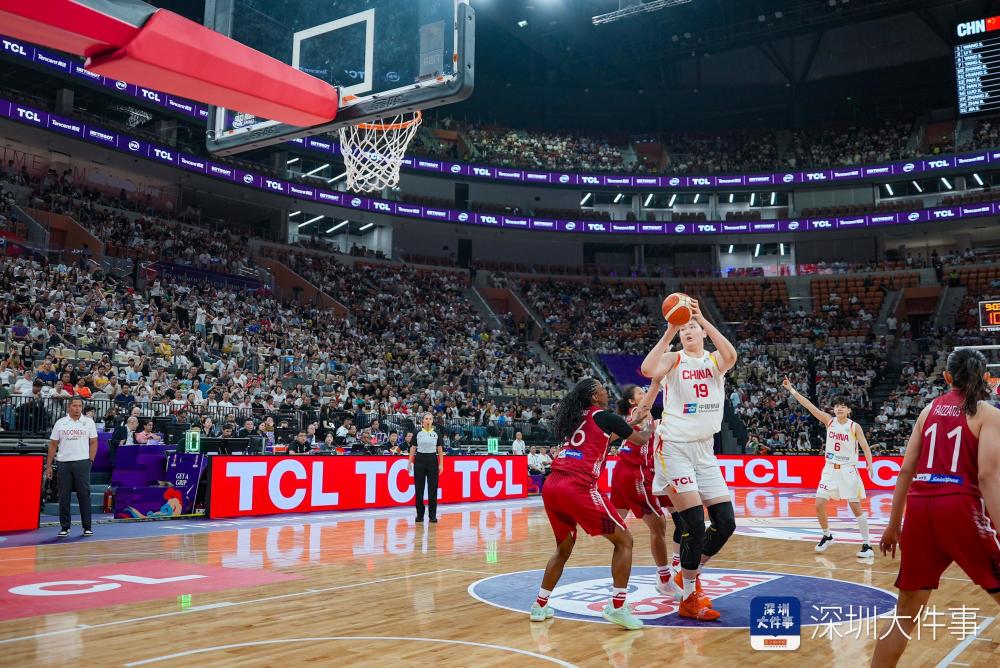 包含深圳男篮训练开放日，赛前篮板制胜引欢呼，NBA总决赛在即，球队文化再被提及的词条