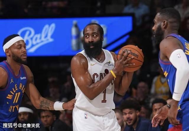 哈登在巴塞罗那比赛中出色防守，关键助攻引发热议！的简单介绍